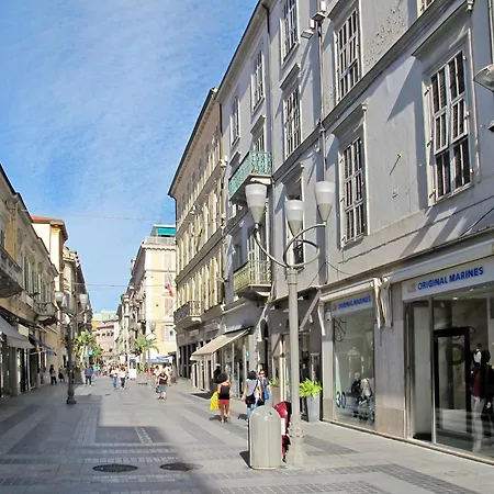 Garden And Sea By Interhome Lejlighed Sanremo