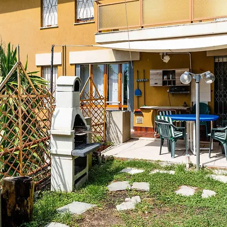 Garden And Sea By Interhome Апартаменти